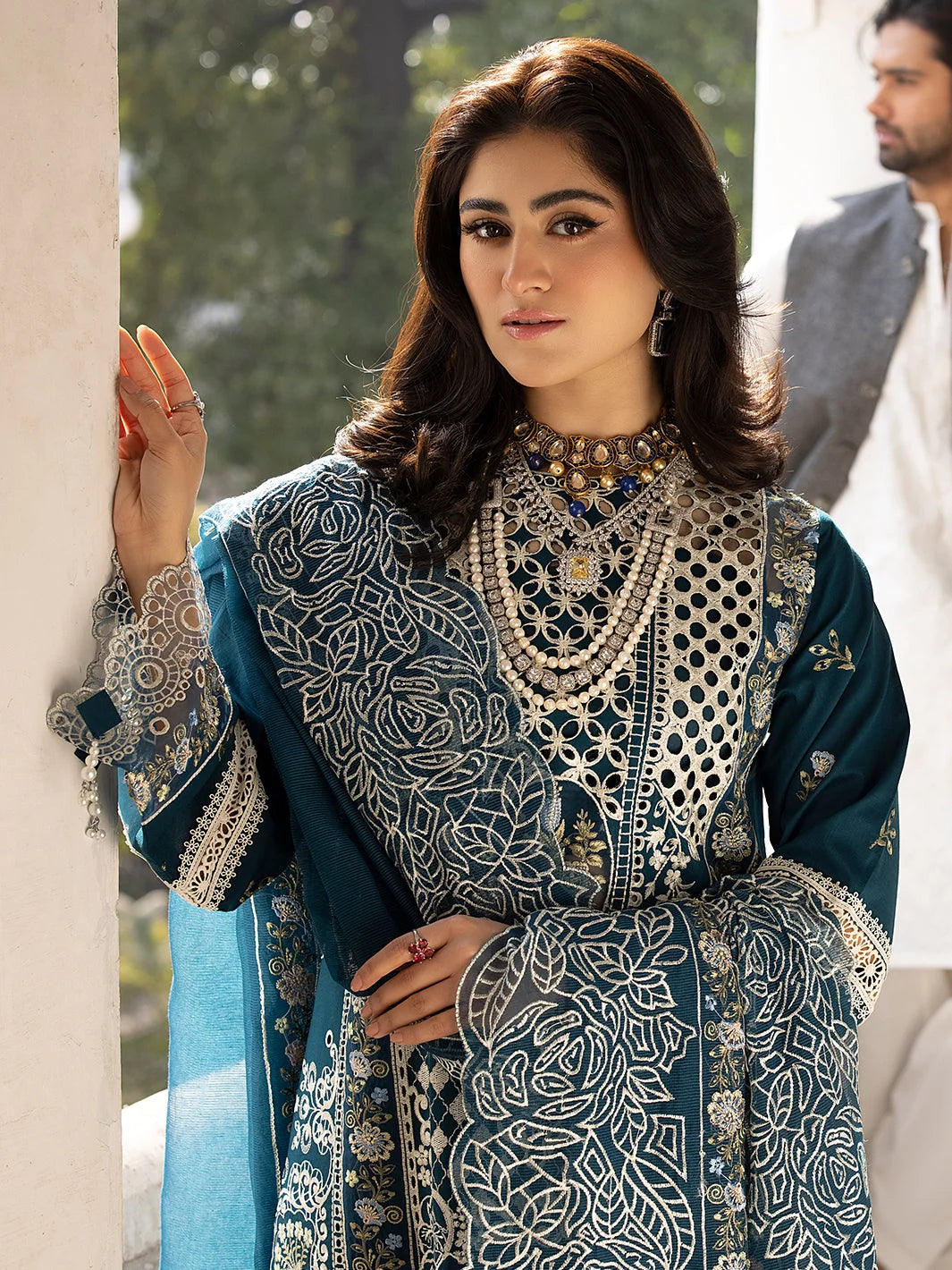 AS-U0038 |MAHNUR ✦-Premium Unstitched Dhanak Embroidered with Dhanak Embroidery Shawls Suit|3PC