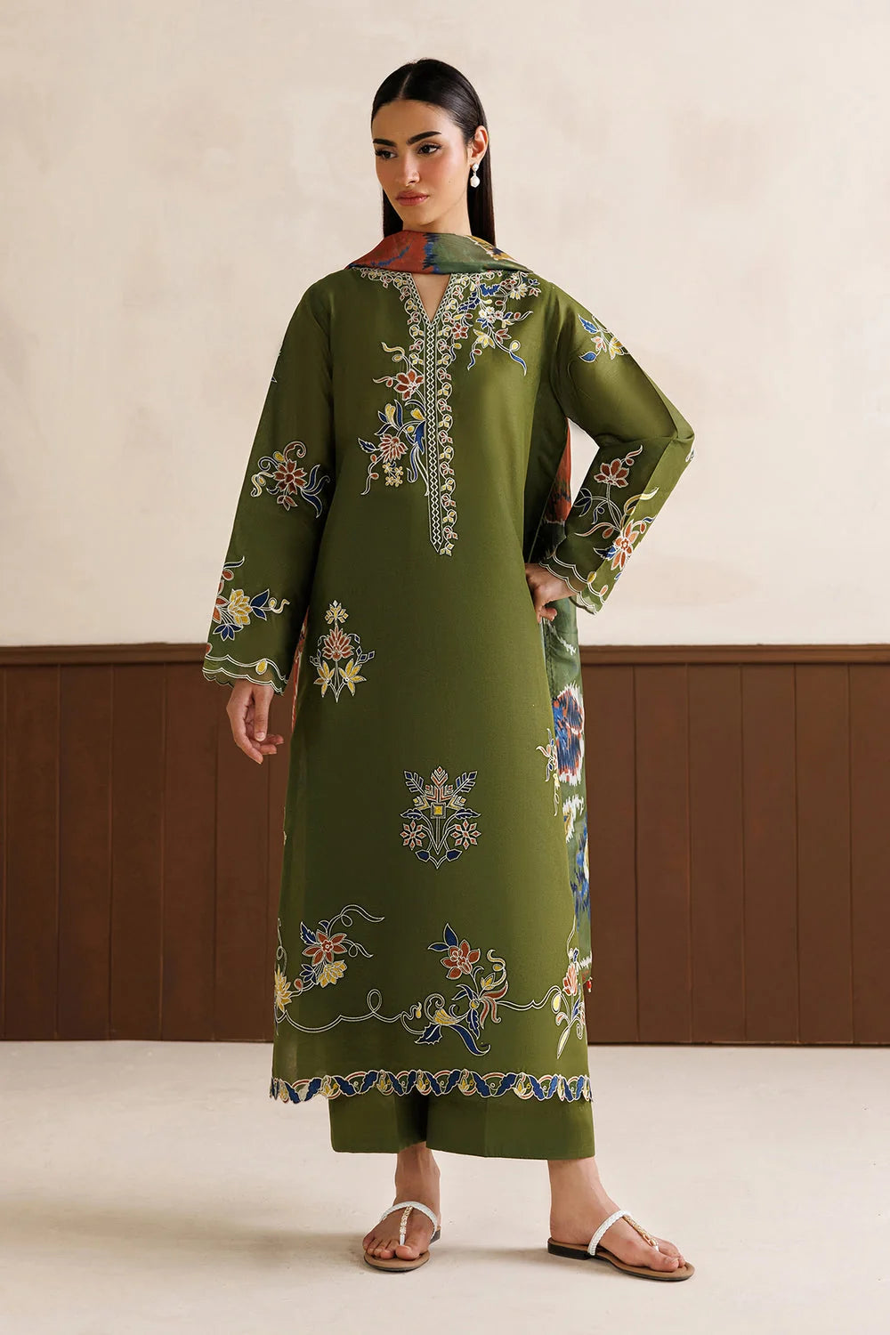 AS-U-0032 |Baroque -Premium Unstitched Dhanak Embroidered with Printed Shawls|UNSTITCHED.